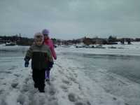 Переправа по льду через Оку возле города Павлово.