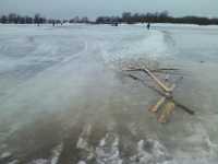 Переправа по льду через Оку возле города Павлово.