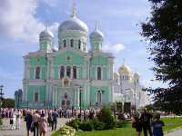 Свято-Троицкий Серафимо-Дивеевский женский монастырь.             Фото Елены Горгоц.